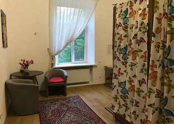 Centro комнаты и аппартаменты Hostel