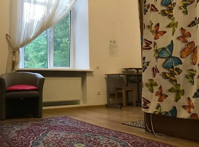 Centro комнаты и аппартаменты Hostel