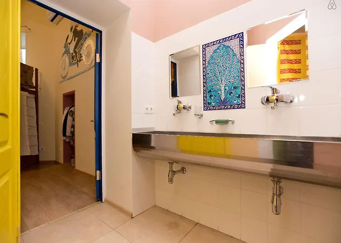 Centro комнаты и аппартаменты Auberge de jeunesse Odessa